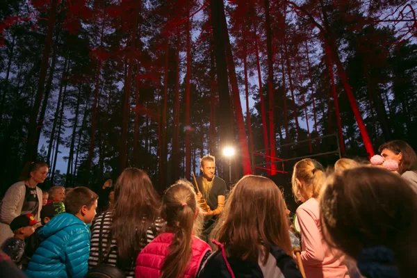 Ieskats ikgadējā Jūrmalas pasākumā "Nestāsti pasaciņas"
